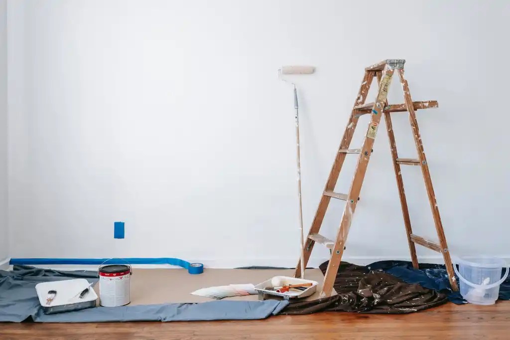 Should you DIY or outsource your home renovation&nbsp;projects?